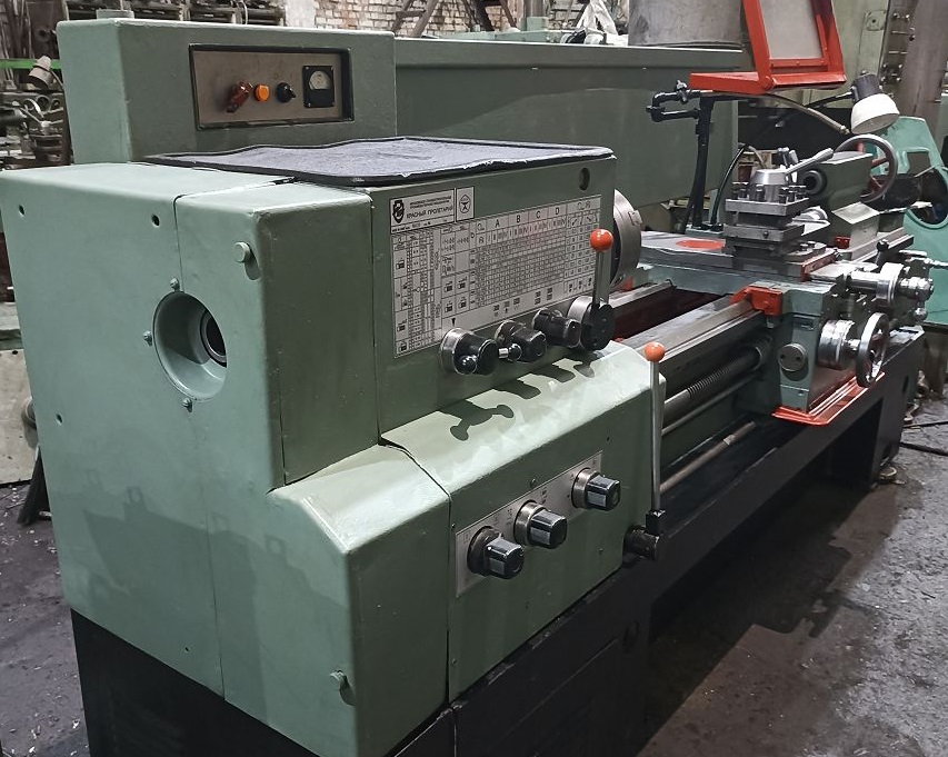 Станок токарно-винторезный <br> мод. 16К20 РМЦ-1400 мм.