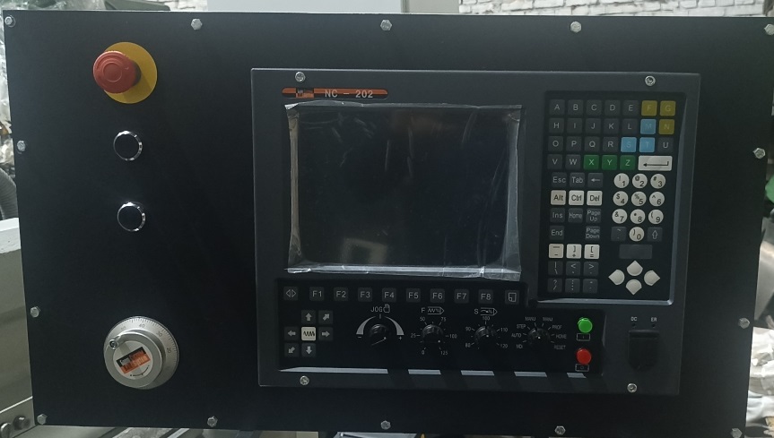 Станок токарно-винторезный 16К30Ф3 с ЧПУ NC-202 Исп.2