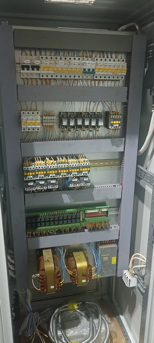 Станок токарно-винторезный 16К30Ф3 с ЧПУ NC-202 Исп.2